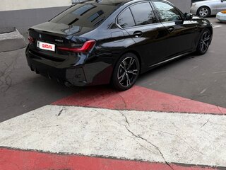 2022 BMW 3 серии 320i VII (G2x) Рестайлинг, чёрный, 5500000 рублей, вид 4