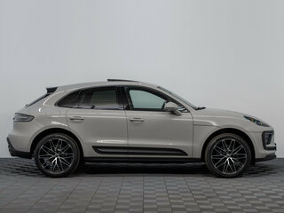 2025 Porsche Macan I Рестайлинг 2, серый, 11390000 рублей, вид 4