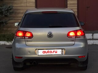 2010 Volkswagen Golf VI, серебристый, 850000 рублей, вид 5