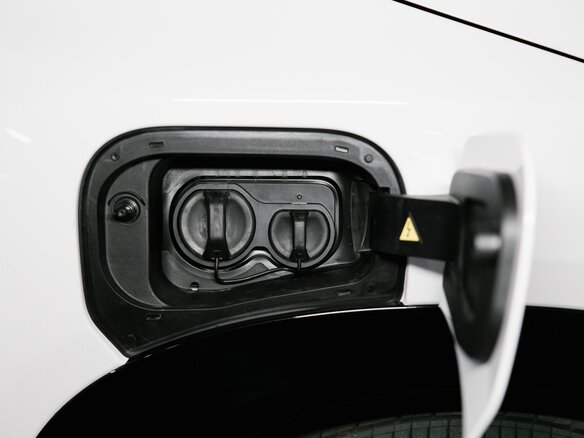 2026 Toyota bZ3X 58.3 kWh, белый, 2933000 рублей - вид 14