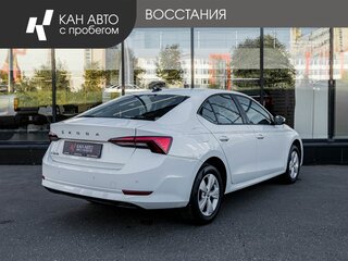 2021 Skoda Octavia IV (A8), белый, 2278800 рублей, вид 3