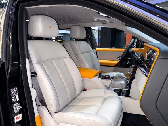 2023 Rolls-Royce Phantom Extended VIII Рестайлинг (Series II), чёрный, 47800000 рублей - вид 10