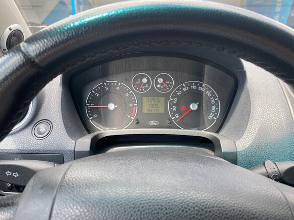 2007 Ford Fiesta Mk5, белый, 400000 рублей - вид 12