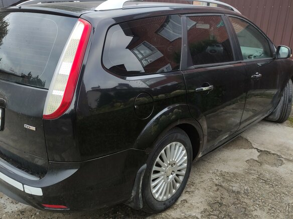 2010 Ford Focus II Рестайлинг, чёрный, 410000 рублей - вид 5