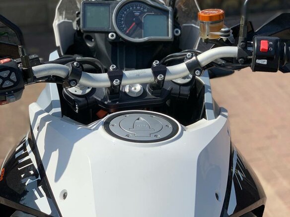 2015 KTM 1190 Adventure R, белый - вид 15