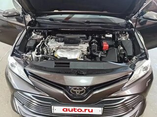 2018 Toyota Camry VIII (XV70), коричневый, 2400000 рублей, вид 2