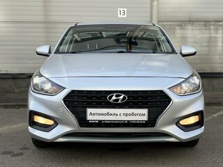 2017 Hyundai Solaris II, серебристый, 1159000 рублей, вид 2