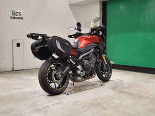 2016 Yamaha MT-09 Tracer (FJ-09), красный, 777000 рублей, вид 5