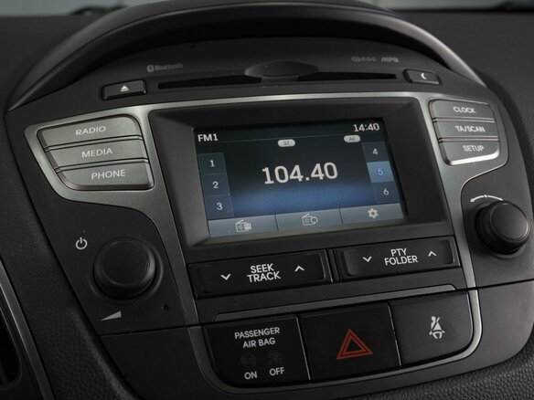 2015 Hyundai ix35 I Рестайлинг, белый, 1650000 рублей - вид 13