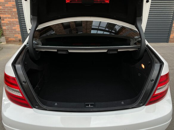 2013 Mercedes-Benz C-Класс 180 III (W204) Рестайлинг, белый - вид 13