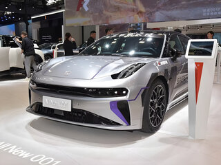 2026 Zeekr 001 95 kWh I Рестайлинг 2, серебристый, 7290000 рублей, вид 1