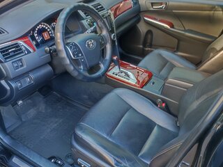 2014 Toyota Camry VII (XV50), чёрный, 1850000 рублей, вид 5