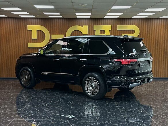 2024 Toyota Sequoia III, чёрный, 9481660 рублей - вид 3