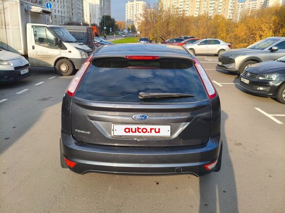 2010 Ford Focus II Рестайлинг, серый, 490000 рублей - вид 3