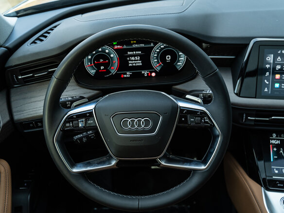 2026 Audi Q6 45 TFSI, чёрный, 7990000 рублей - вид 18