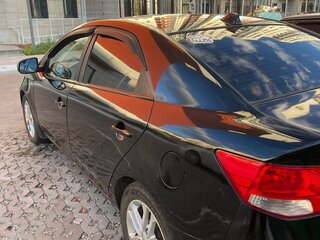2010 Kia Cerato 6-speed II, чёрный, 520000 рублей, вид 5