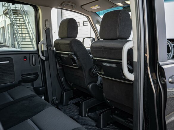 2019 Honda Stepwgn Spada V Рестайлинг, чёрный, 2285000 рублей - вид 12