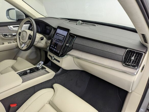 2026 Volvo XC90 B5 II Рестайлинг 2, серый, 10600000 рублей - вид 11