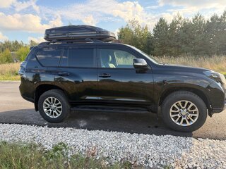 2016 Toyota Land Cruiser Prado 150 Series Рестайлинг 1, чёрный, 3900000 рублей, вид 4