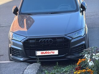 2021 Audi Q7 45 TDI II (4M) Рестайлинг, серый, 5700000 рублей, вид 1