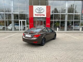2016 Hyundai Solaris I Рестайлинг, коричневый, 1300000 рублей, вид 5