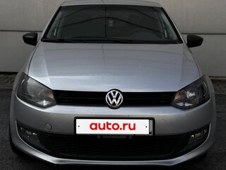 2010 Volkswagen Polo V, серебристый, 580000 рублей, вид 2