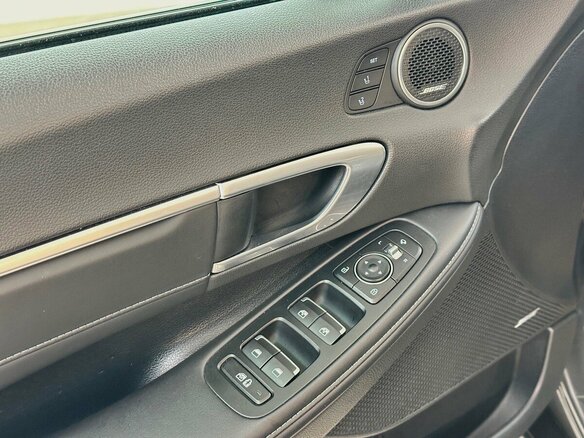 2020 Hyundai Sonata VIII (DN8), серый, 1800000 рублей - вид 9