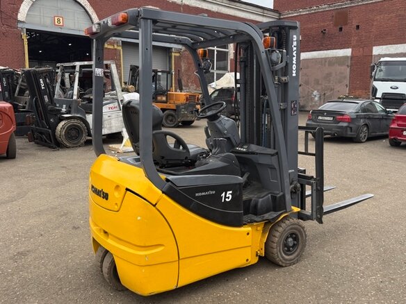 2007 Komatsu FB, жёлтый, 899000 рублей