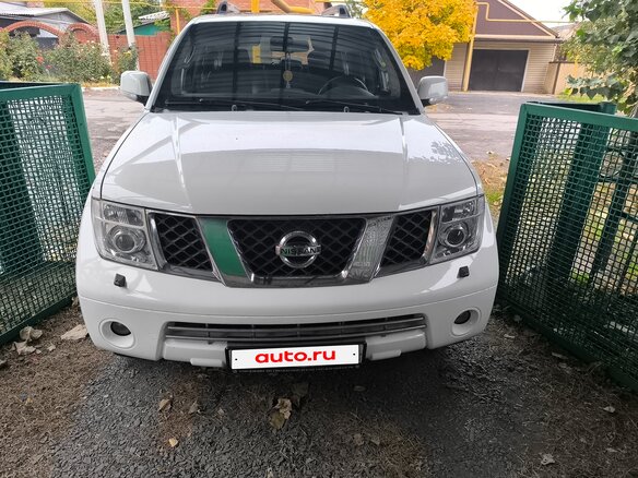 2008 Nissan Pathfinder III, белый, 1670000 рублей