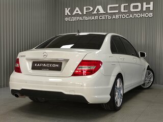 2011 Mercedes-Benz C-Класс 180 BlueEFFICIENCY III (W204) Рестайлинг, белый, 1340000 рублей, вид 2