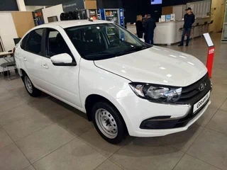 2026 Lada (ВАЗ) Granta I Рестайлинг, белый, 1128600 рублей, вид 2