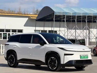 2026 Toyota bZ3X 58.3 kWh, белый, 2555700 рублей, вид 3