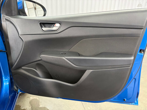 2020 Hyundai Solaris II, синий, 1527000 рублей - вид 18