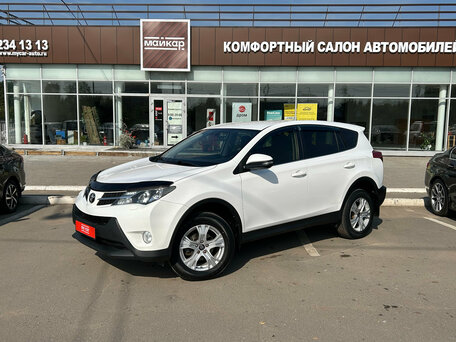 Toyota RAV4 IV (XA40)