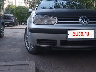 2001 Volkswagen Golf IV, белый, 285000 рублей, вид 3