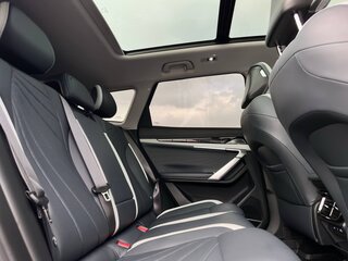 2023 Geely Atlas II, зелёный, 2750000 рублей, вид 4