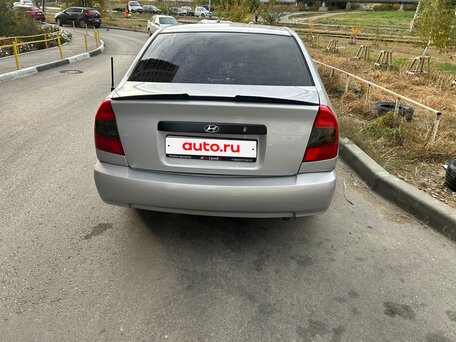 2005 Hyundai Accent ТагАЗ II, серебристый, 480000 рублей, вид 4