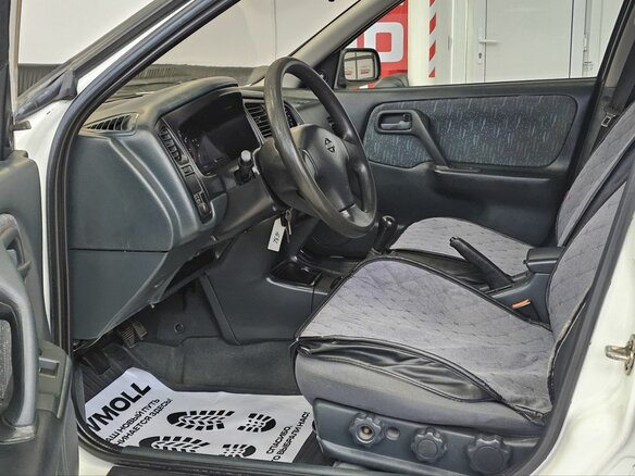 1998 Nissan Primera II (P11), белый, 388000 рублей - вид 9