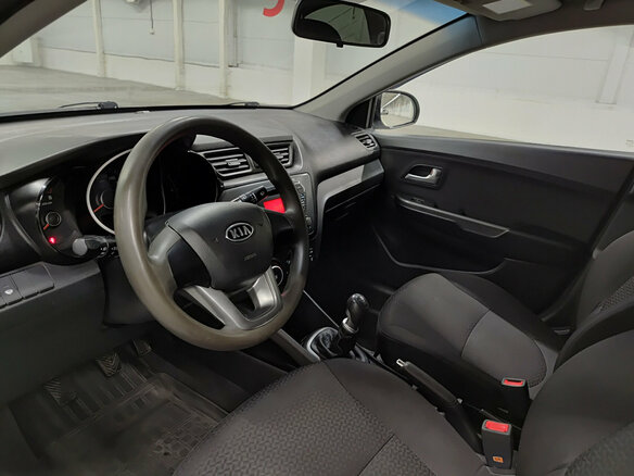 2012 Kia Rio 5-speed III, белый - вид 15