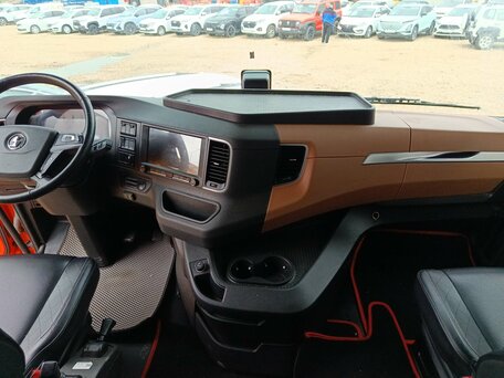 2023 Shacman (Shaanxi) SX4188, красный, 4865500 рублей, вид 5