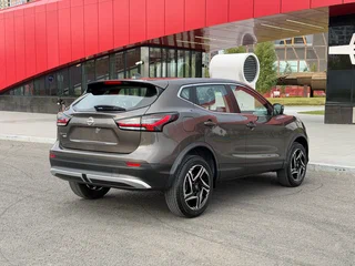2026 Nissan Qashqai II Рестайлинг 2, коричневый, 2000000 рублей, вид 5