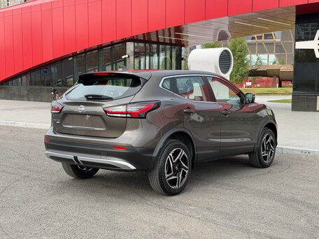 2026 Nissan Qashqai II Рестайлинг 2, коричневый, 2000000 рублей, вид 5