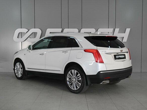 2016 Cadillac XT5 I, белый, 2529000 рублей - вид 1