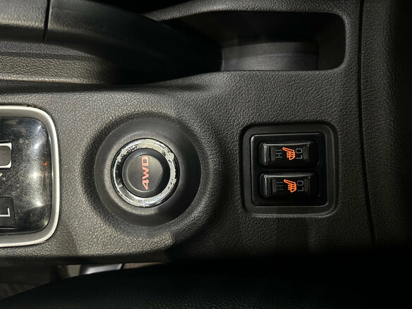 2014 Mitsubishi Outlander III Рестайлинг, белый, 1570000 рублей - вид 16