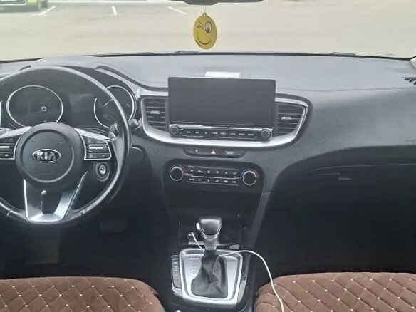 2019 Kia Ceed III, серый, 1450000 рублей - вид 6