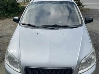 2010 Chevrolet Aveo I Рестайлинг, серебристый, 350000 рублей, вид 2