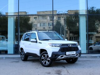 2024 Lada (ВАЗ) Niva Travel I, белый, 1110000 рублей, вид 3