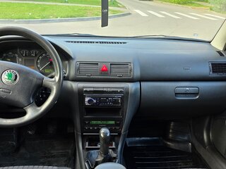 2002 Skoda Octavia I (A4) Рестайлинг, серый, 260000 рублей, вид 5