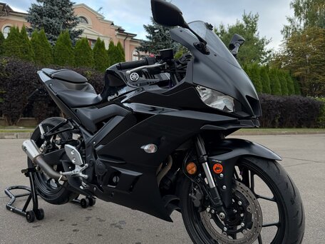 2022 Yamaha YZF-R3, чёрный, 600000 рублей, вид 2
