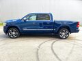 2022 Ram 1500 Crew Cab V, синий, 7400000 рублей - вид 4